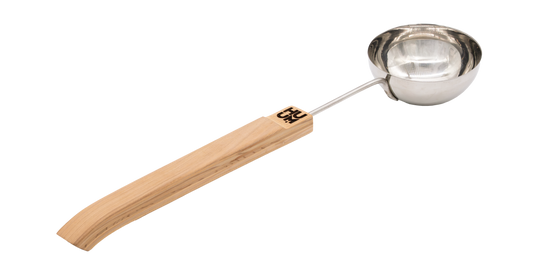 HUUM TASA Sauna Ladle (Stainless Steel & Red Cedar) - 01_hero.png