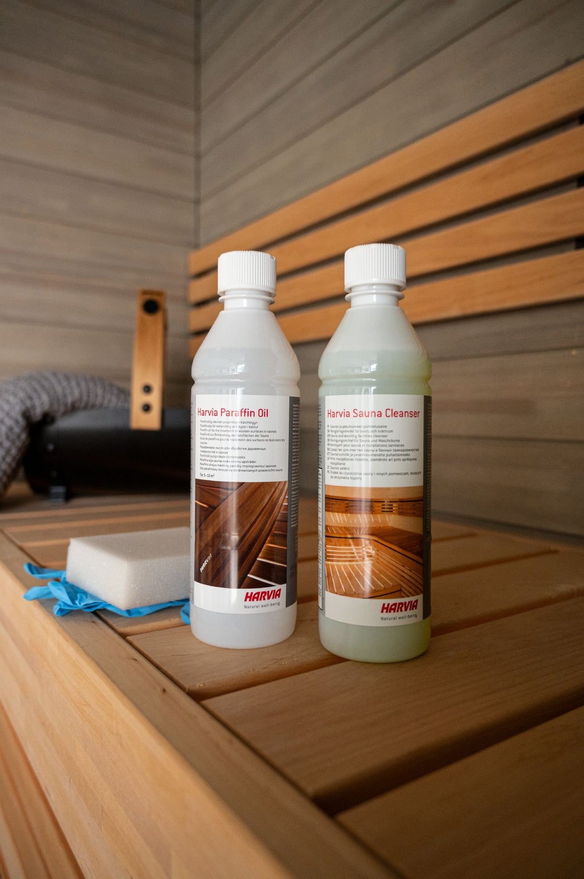 Harvia Sauna Wood Paraffin Oil, 16.9oz (500ml) - 02_lifestyle_2.jpg