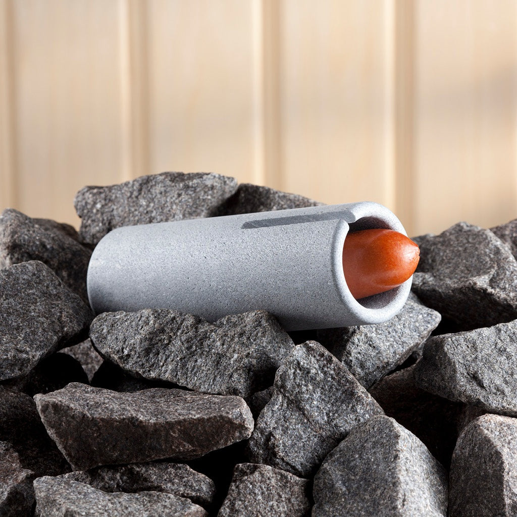 Hukka Makkaraputki Soapstone Sauna Sausage Cooker Pipe - 02_lifestyle_stones.jpg