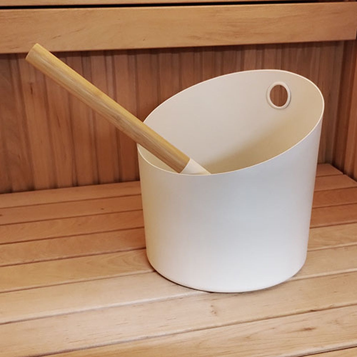 Kolo Sauna Set 4 - variant-450-KOLO-B-L-SET4-WH-white - 03_lifestyle_white_docked.jpg