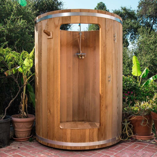 Rainbow Outdoor Shower (Knotty/Clear Red Cedar)