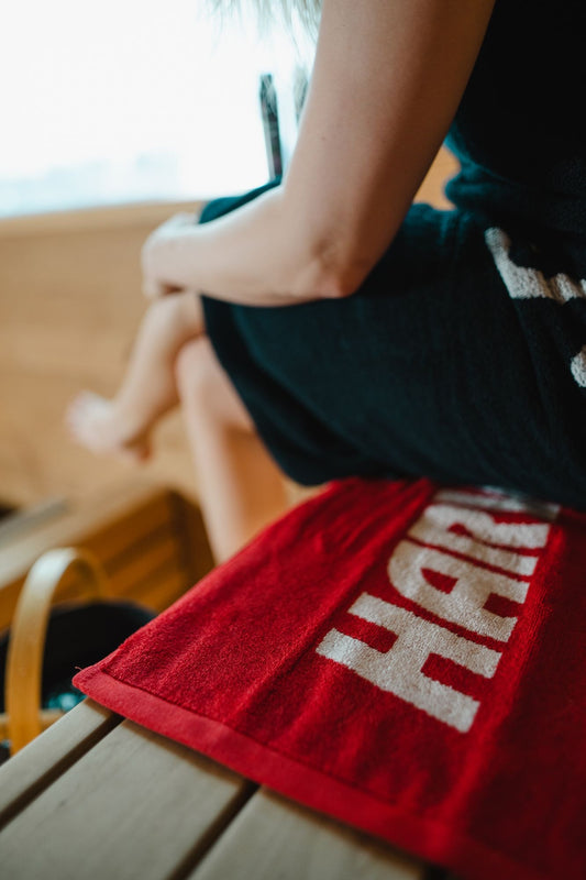 Harvia Red Sauna Towel - 02_lifestyle.jpg