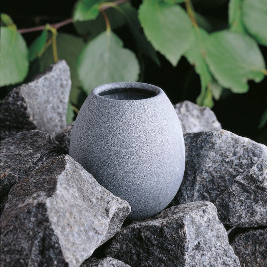 Hukka Saunakko Soapstone Aromatic Cup - 02_lifestyle_stones.jpg