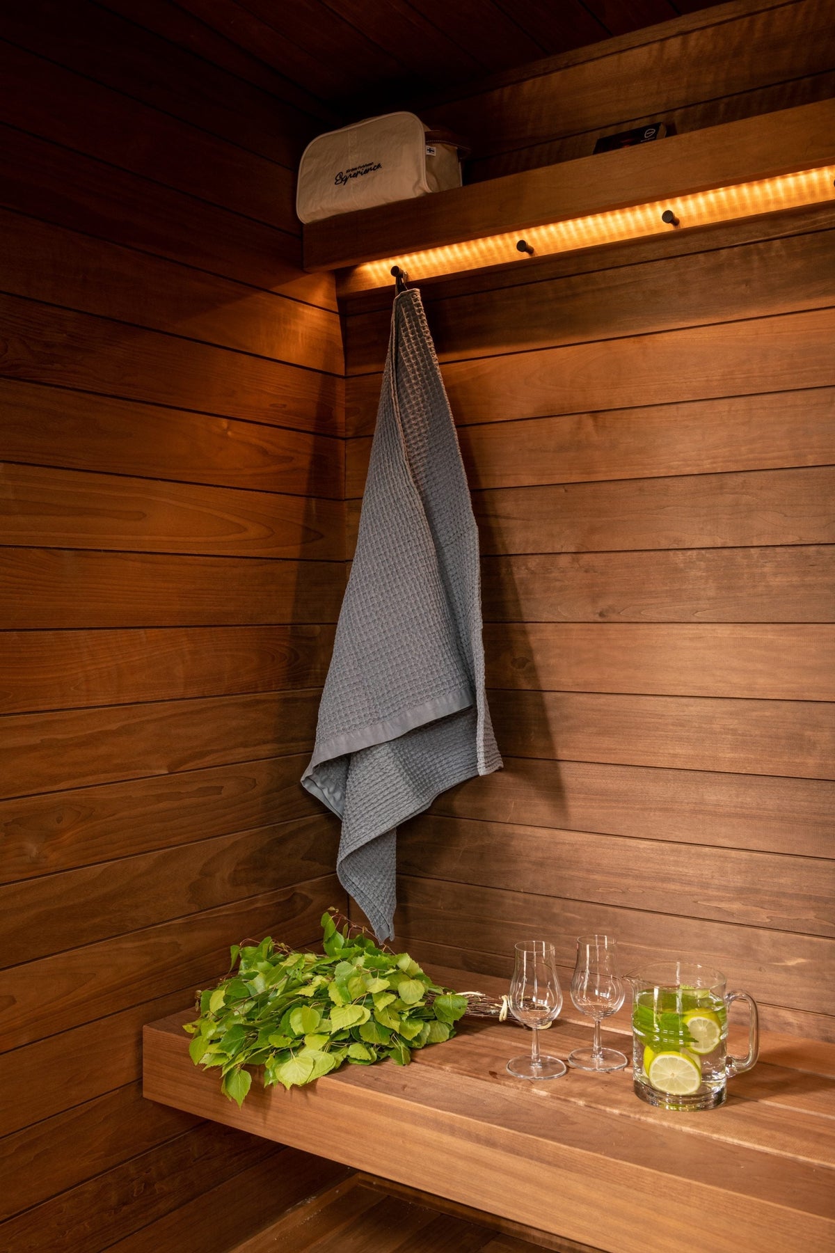 ThermaSol Nordic Misty Changing Room Annex - 04_detail_nordic-misty-changing-room-lifestyle-image-3-scaled.jpg