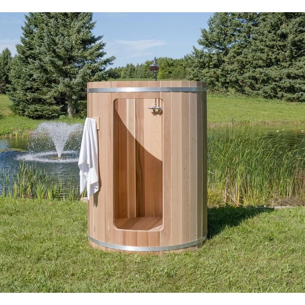 Rainbow Outdoor Shower (Knotty/Clear Red Cedar)